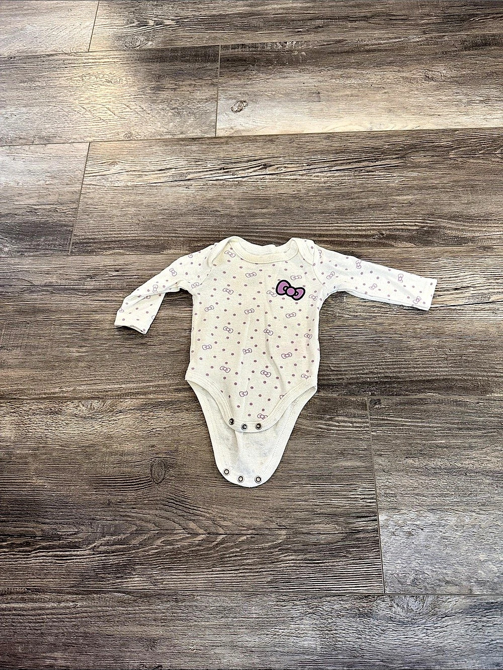 Hello Kitty Long Sleeve Bodysuit Baby 3M